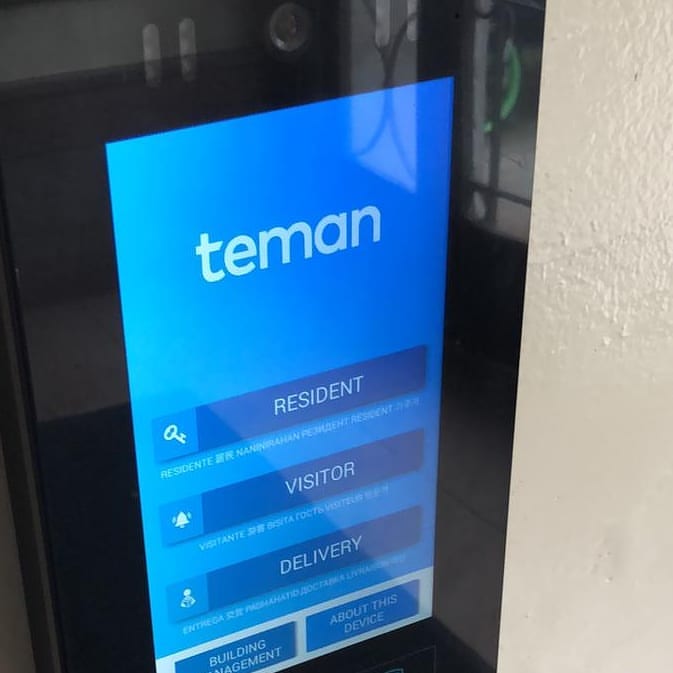 Security company donates ‘AI Doorman’ to 100 Chabad centers